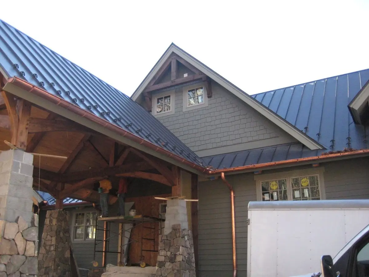 Craftsman Roofing team delivering quality roofing work in Markleton